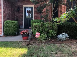 17200 NW Cedar Dr, Edmond, OK 73012