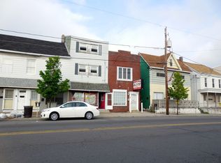 37 S Lehigh Ave, Frackville, PA 17931