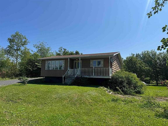 3rd image of 776 Alder Point Rd