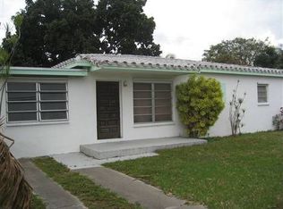 1010 NE 159th St, North Miami Beach, FL 33162