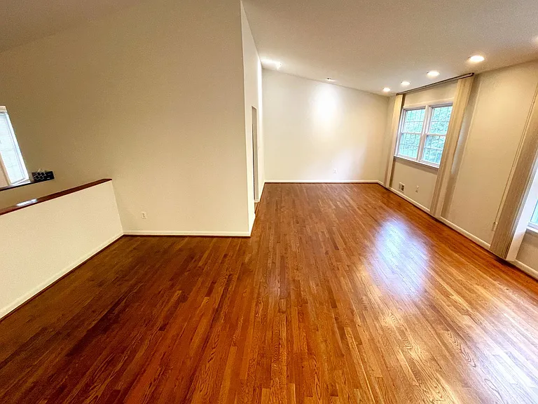8410 Buckhannon Dr — Photo 8