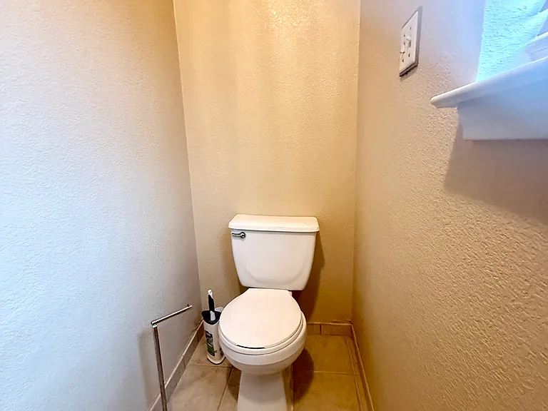 4006 Frigate Dr — Photo 35