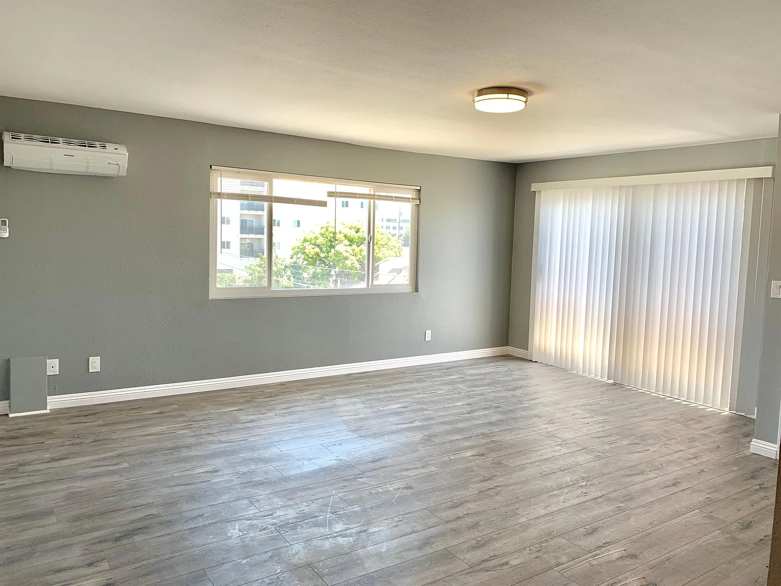 3 bed, 1600 sqft, $3,500 — Photo 4