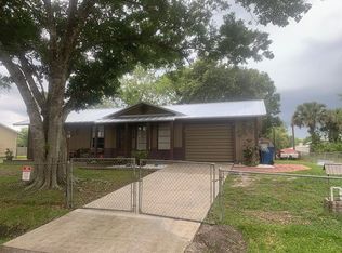 578 Tropicaire Ave SW, Palm Bay, FL 32908