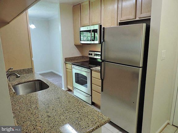 5th image of 15534 Horseshoe Ln