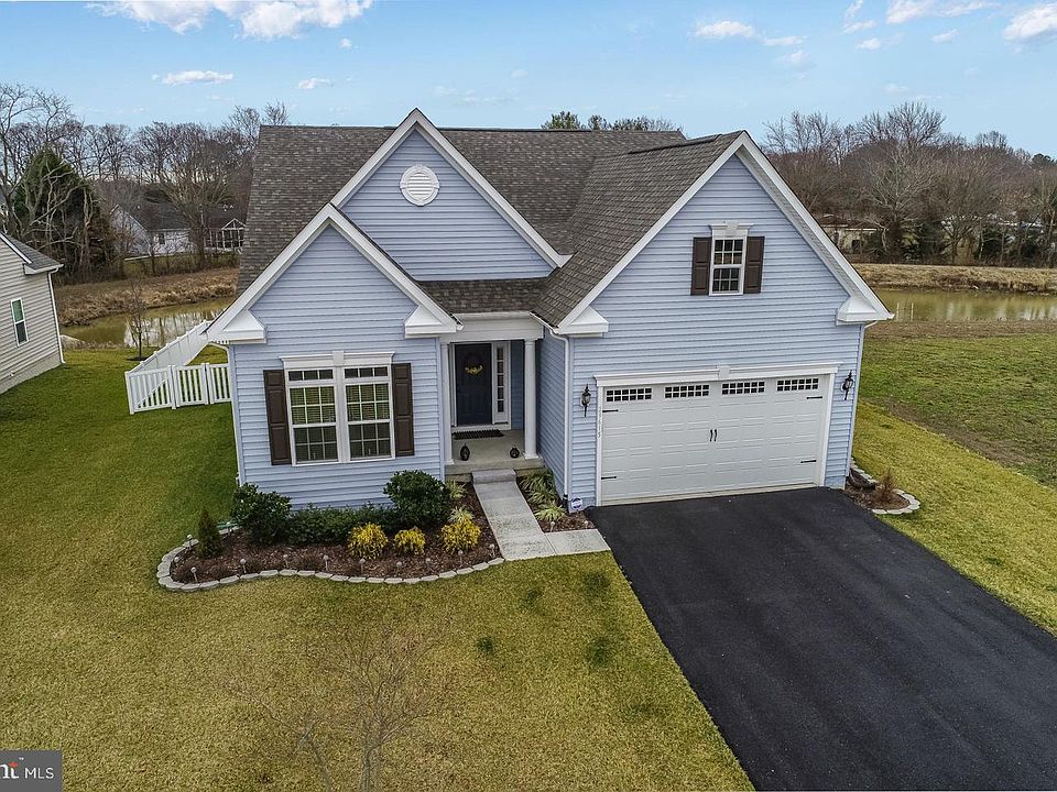 1st image of 29615 Vincent Village Dr