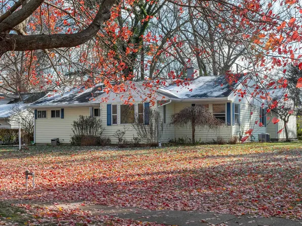 1545 Lawndale Rd, Elkhart, IN 46514