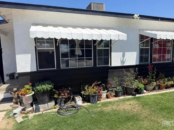 1222 E 18th St, Bakersfield, CA 93305