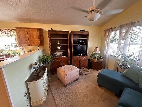 3rd image of 85 Palm Dr