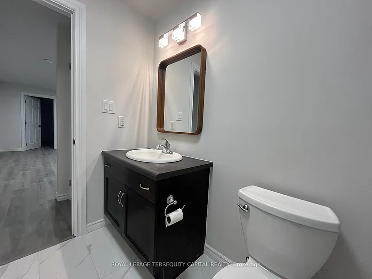 1416 Maple Rd #1 — Photo 6