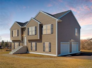 4 Brownwood Ln, Norwich, CT 06360