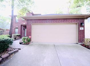 38 Windswept Oaks Pl, Conroe, TX 77385