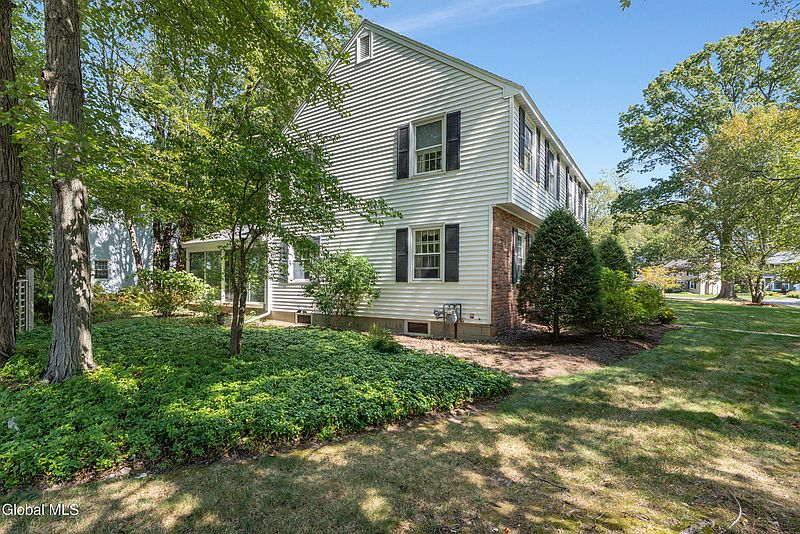 4th image of 21 Heather Lane