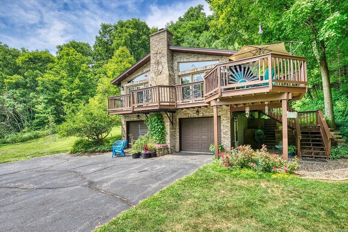 E1490 State Highway 82, De Soto, WI 54624 MLS 1852432 Zillow