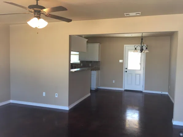 1701 Tanglewood Dr, Azle, TX 76020