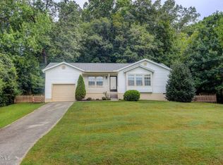 3201 Valley Forge Dr, Knoxville, TN 37920