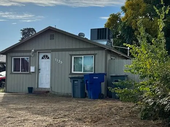 1135 W Michigan Ave, Fresno, CA 93705