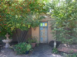 6927 Guadalupe Trl NW, Los Ranchos De Albuquerque, NM 87107