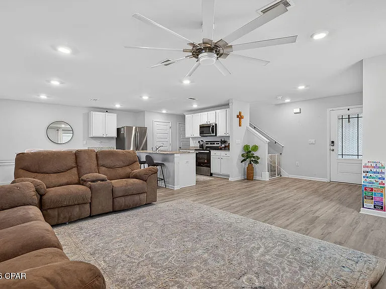 6615 Atkins Rd — Photo 7