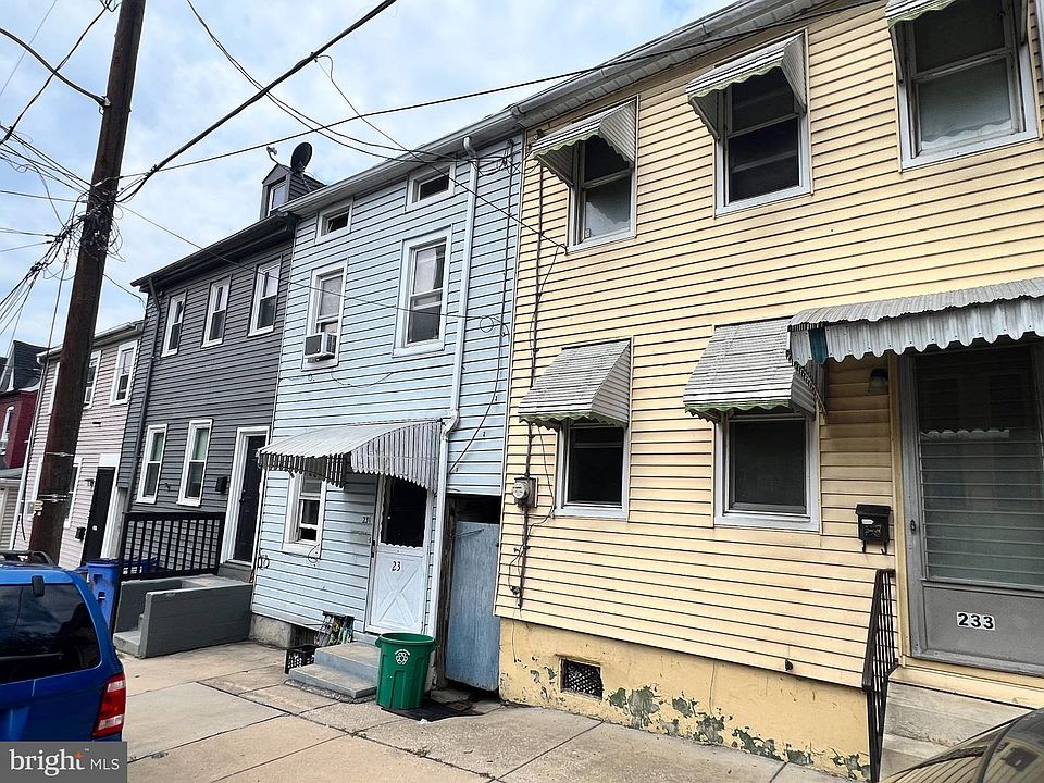 1st image of 231 Lawrence St