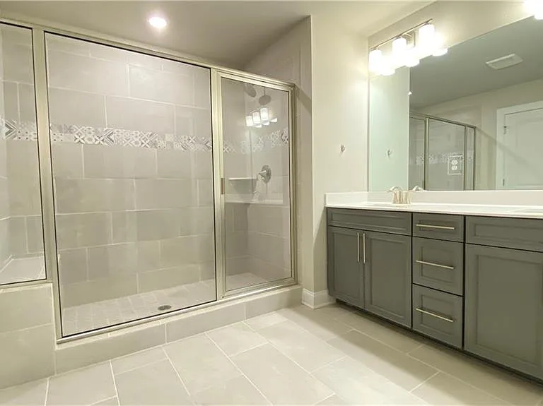 1040 Knoxboro Ln — Photo 36