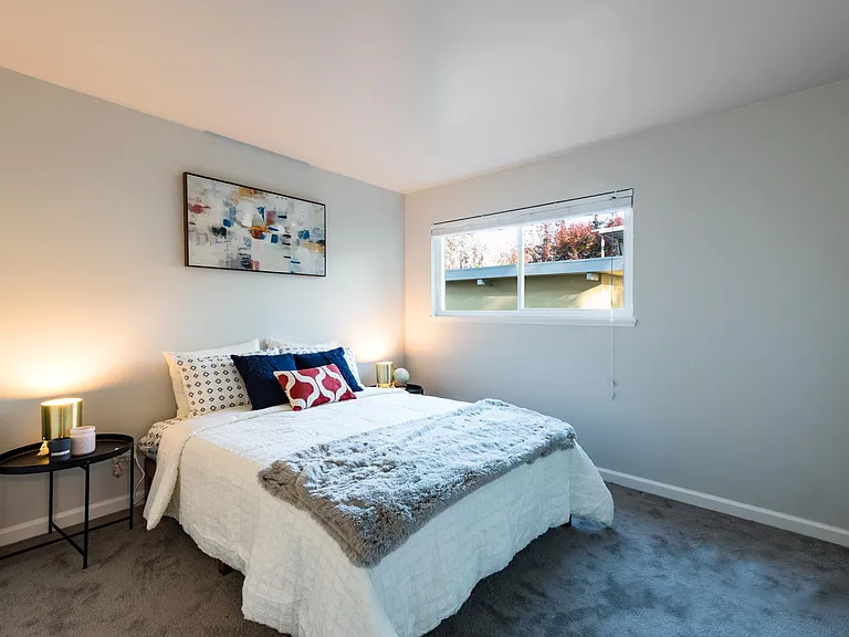 138 W Dana St #B — Photo 8