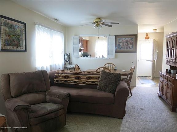 5th image of 3 Abbey Ln #60