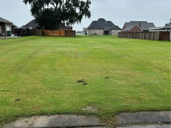 324 Luke Dr, Des Allemands, LA 70030