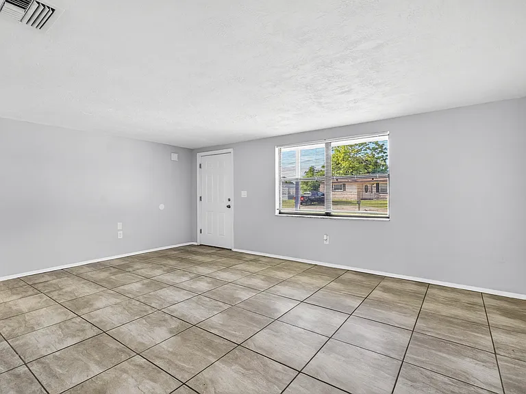 7303 Dipaola Dr — Photo 11