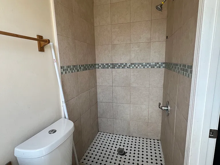 5145 Cypress St #2A — Photo 6