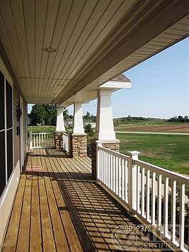 Great front porch.
