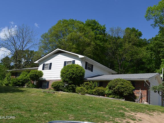 2nd image of 8909 W Emory Rd