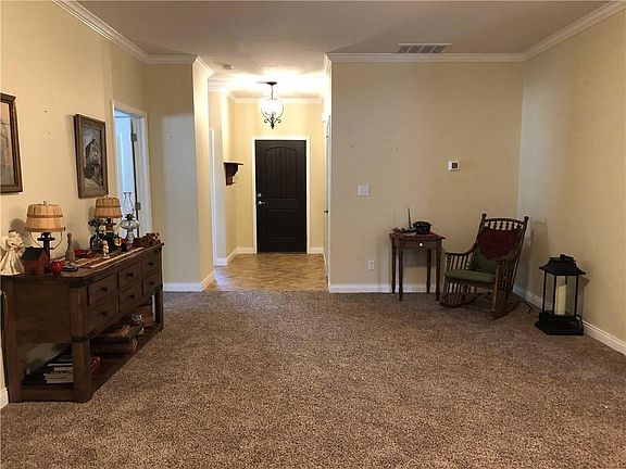 3rd image of 3788 Anderson Dr N