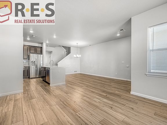 4th image of 10565 Paris St #902