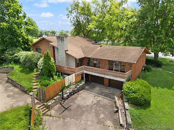 2nd image of 1340 Stadium Drive