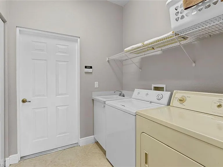 8039 Tauren Ct #S — Photo 21
