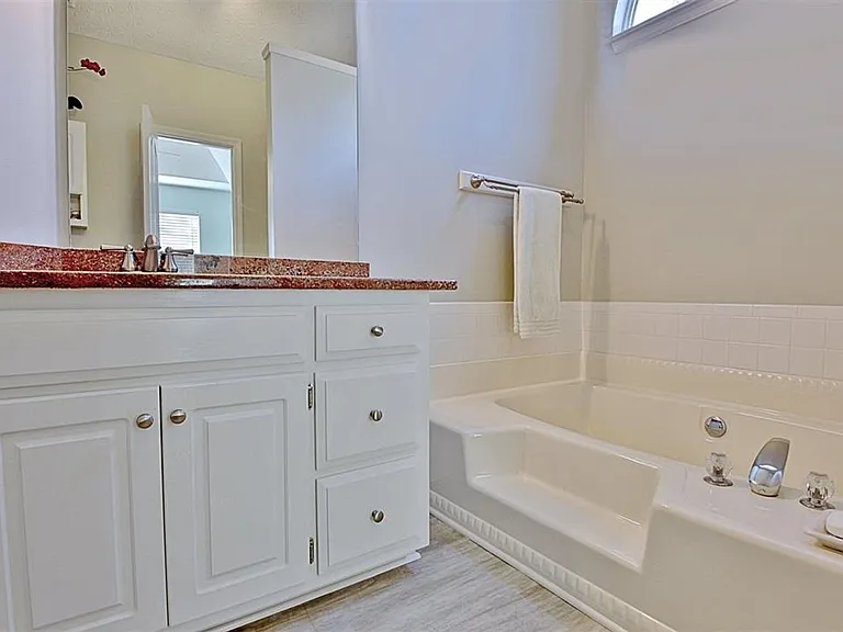 212 Brighton Path — Photo 31