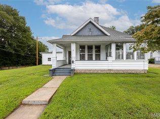 3 S Hickory St, Dexter, MO 63841