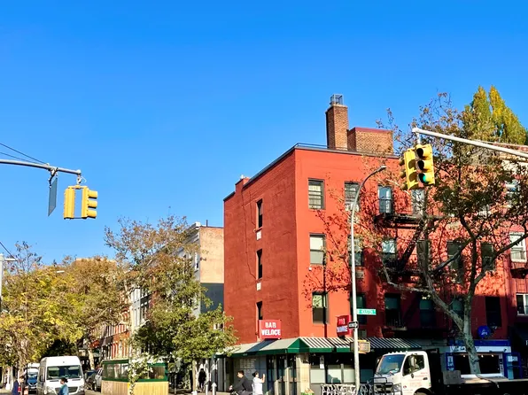 72 Macdougal Street image 7 of 9