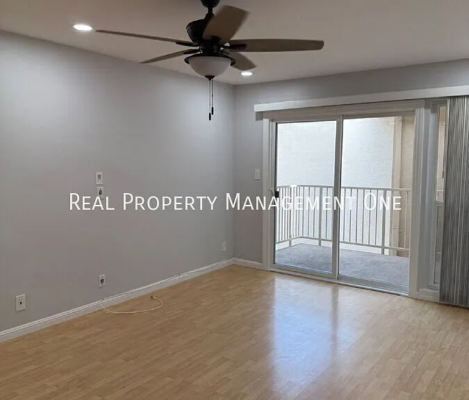 38500 Paseo Padre Pkwy #301 — Photo 1