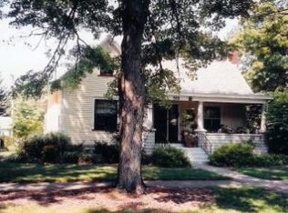 503 N Locust St, Valparaiso, IN 46383