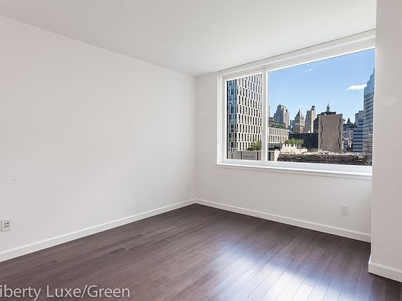 5th image of 200 E End Ave APT 4L