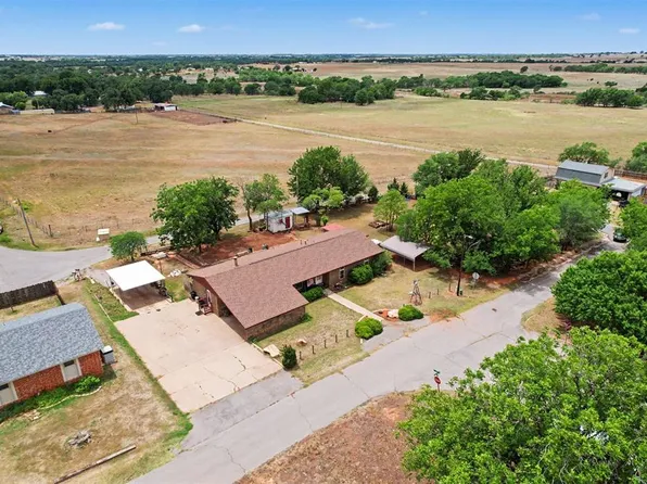 502 W Enterprise Ave, Sayre, OK 73662