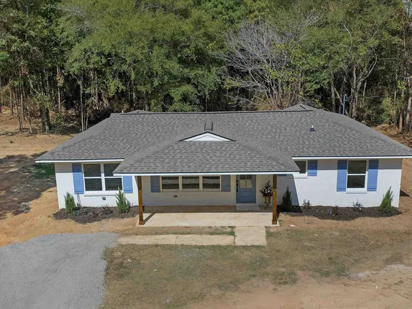 170 Ellis Dr, Waskom, TX 75692