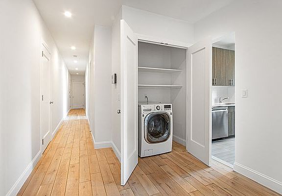 5th image of 60 W 76th St #7E