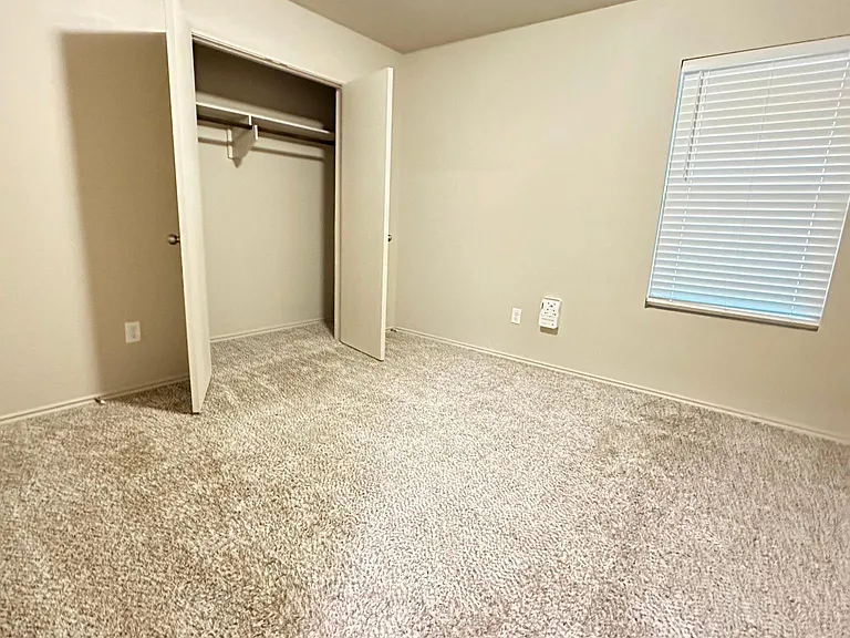 1914 Basil Ct — Photo 14