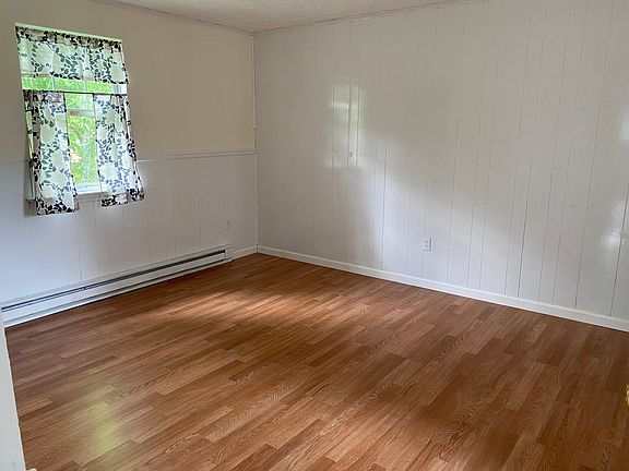 5th image of 1009 Lynn St #B