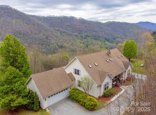 423 Baines Mountain Rd, Bryson City, NC 28713