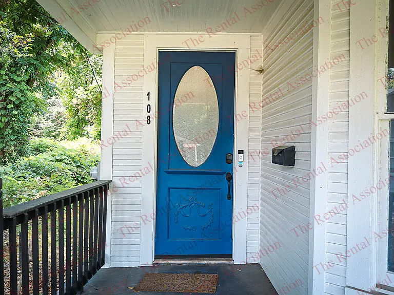 108 S Farmerville St — Photo 2