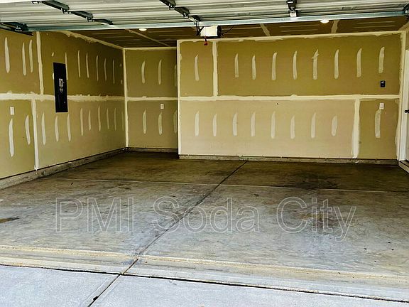 5th image of 173 Dunham Rd